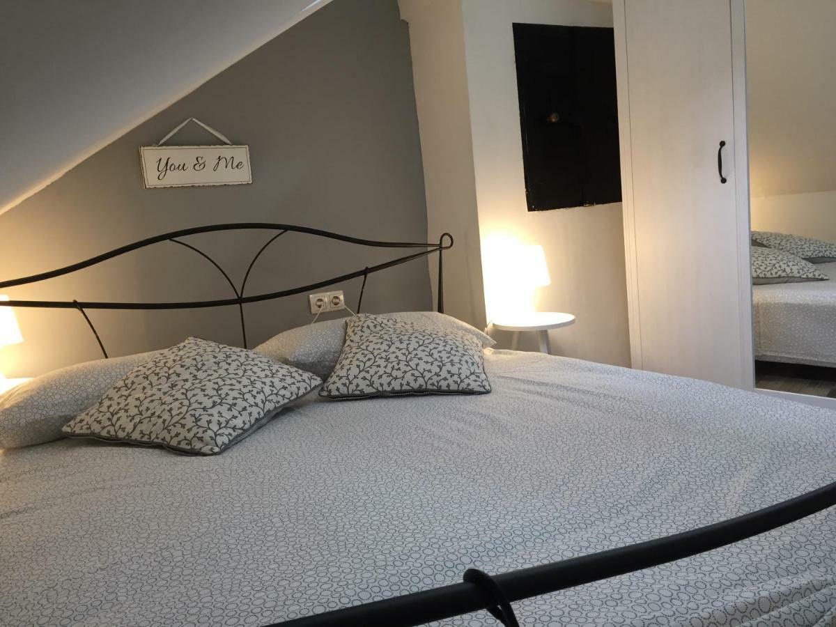 Charming Rijeka City Center Apartment Renee Bagian luar foto